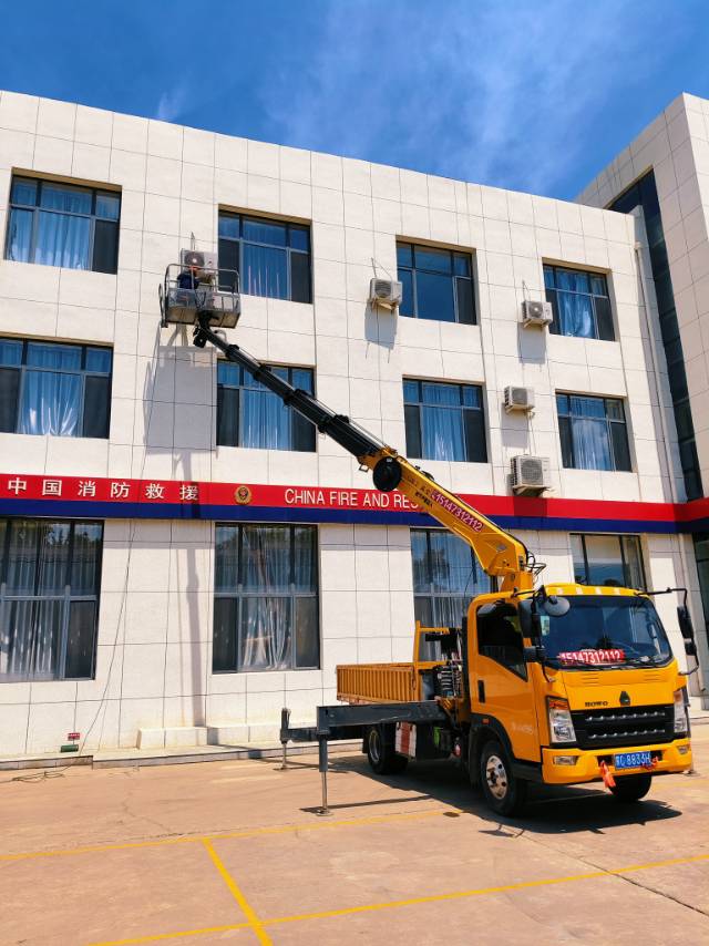 出租高空车