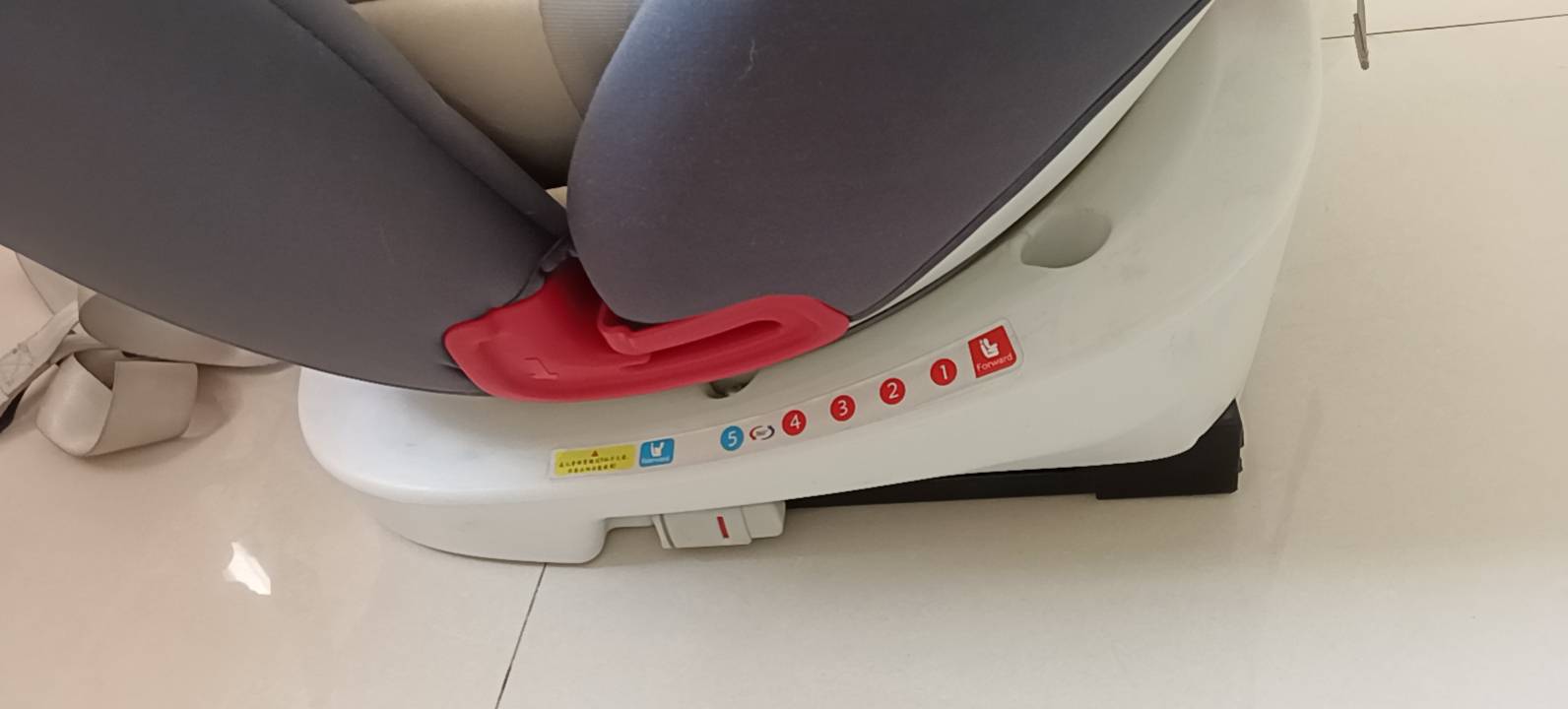 儿童安全座椅