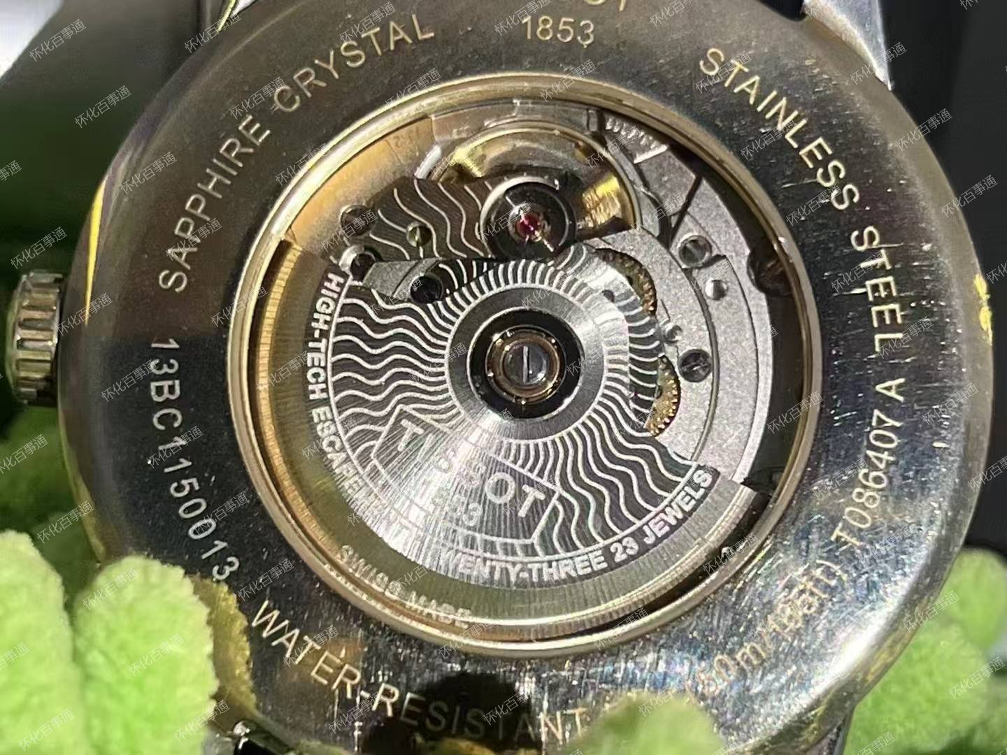 天梭经典系列自动机械男士腕表，41mm表径，新款80机芯，天文台认证，走时精准，动力储备80小时，50米防水