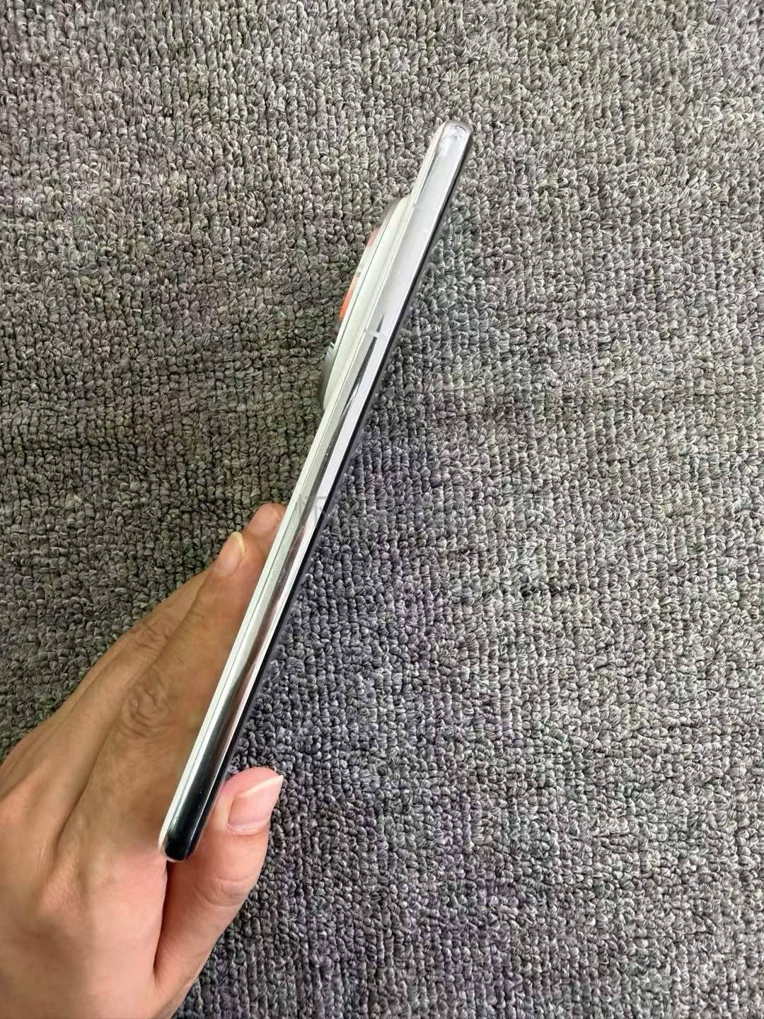 华为 Mate 70 Pro  国行