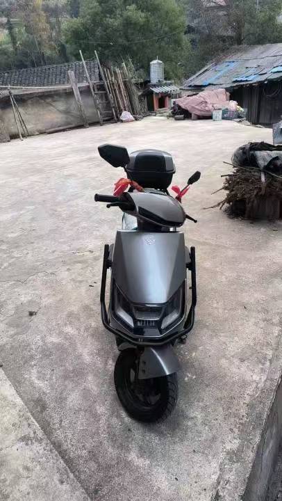 转让99新二手电动车