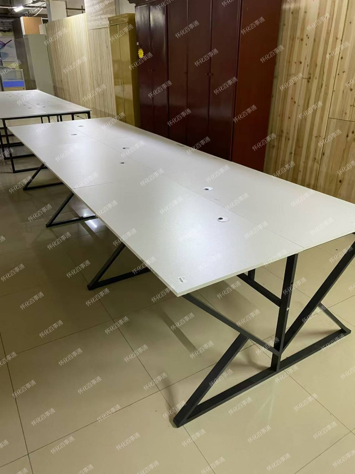 办公桌急出