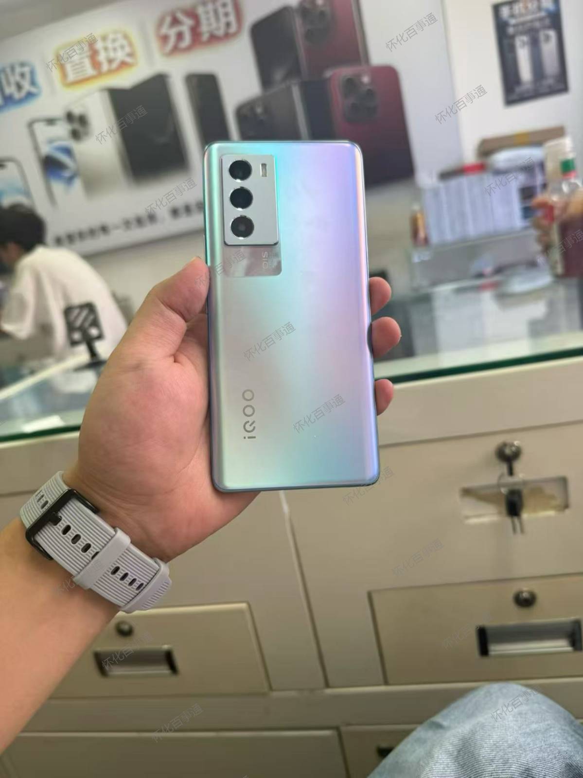 vivo iqooneo5s 8+256G