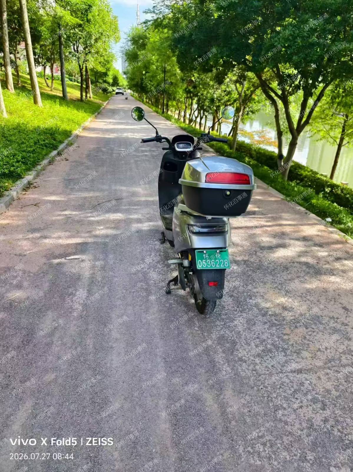 雅迪欧速绿牌  5个电池  才跑了几千公里   续航最少40多公里  ，价格便宜，1480元，需要的[勾引][勾引][勾引][勾引]