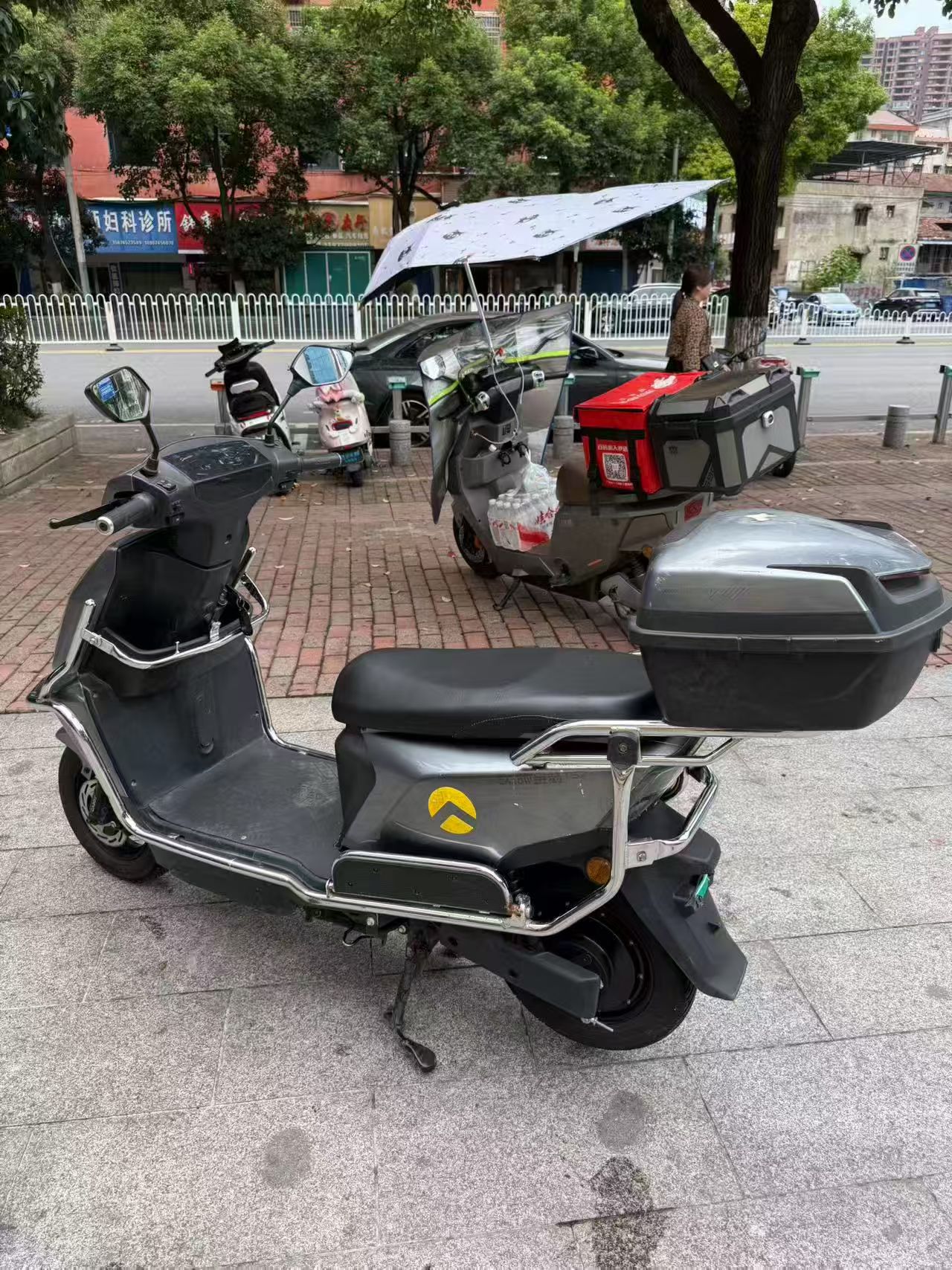 金箭72伏鹰款绿牌车