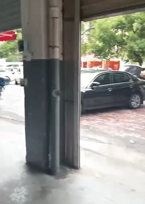 免中介费，体育馆，锦绣五溪附近双门面出租