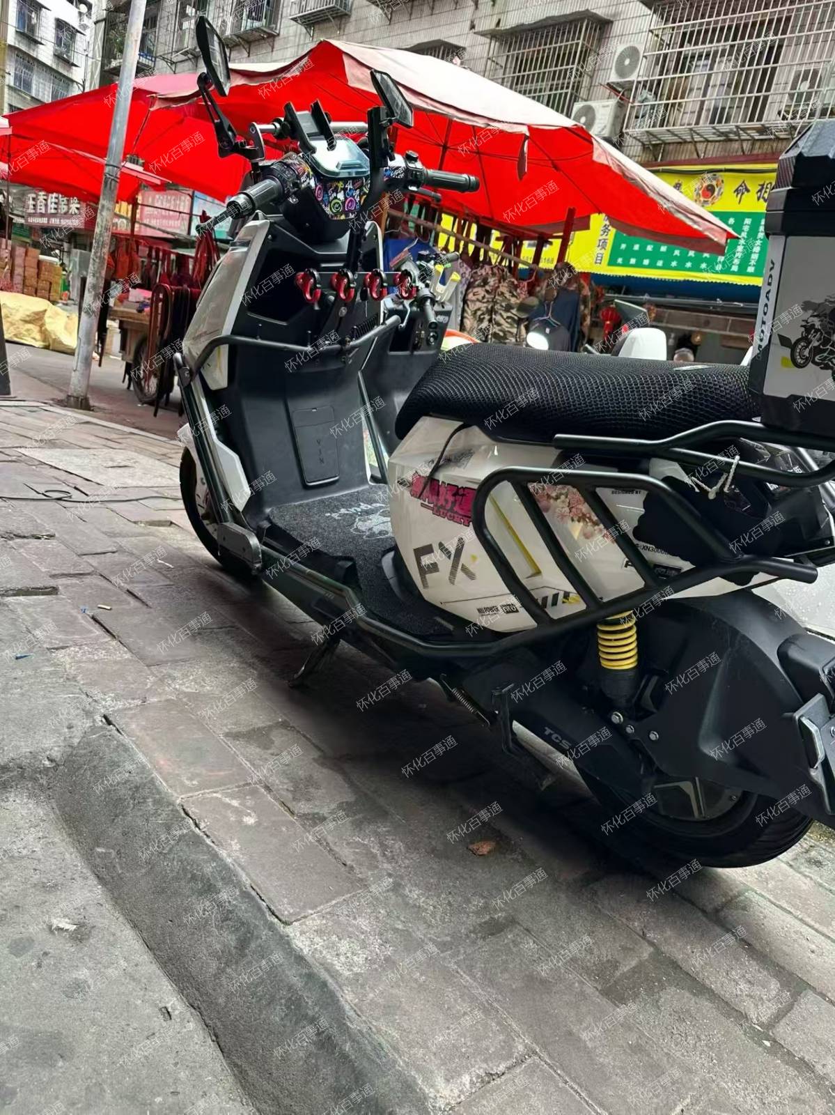 小牛FX风速~空车-才几个月的车，喜欢联系。新车空车4千多，现在只要3千多