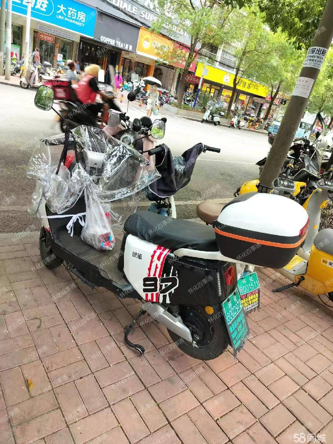 出售绿源72v绿牌电动车6个大电池小孩毕业闲置