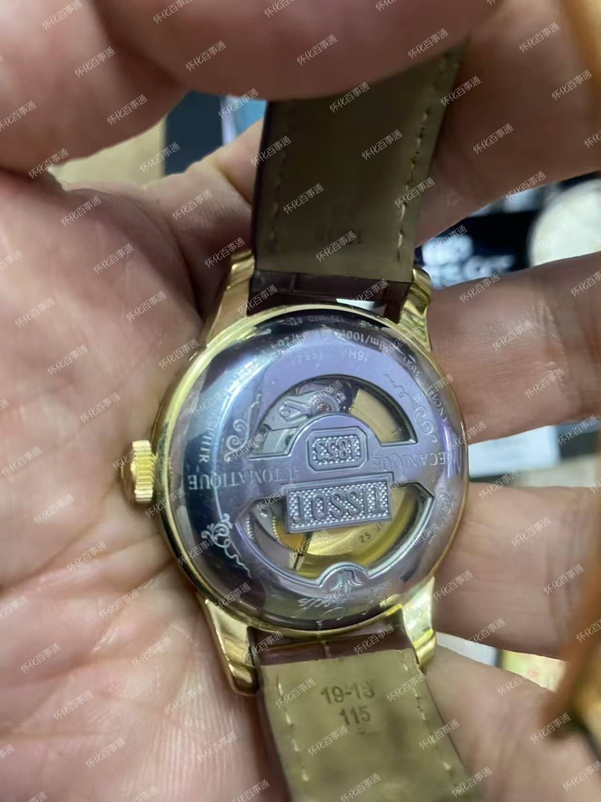 天梭机械手表，保正品，支持专柜验货，价格都在千把块左右的，喜欢的来