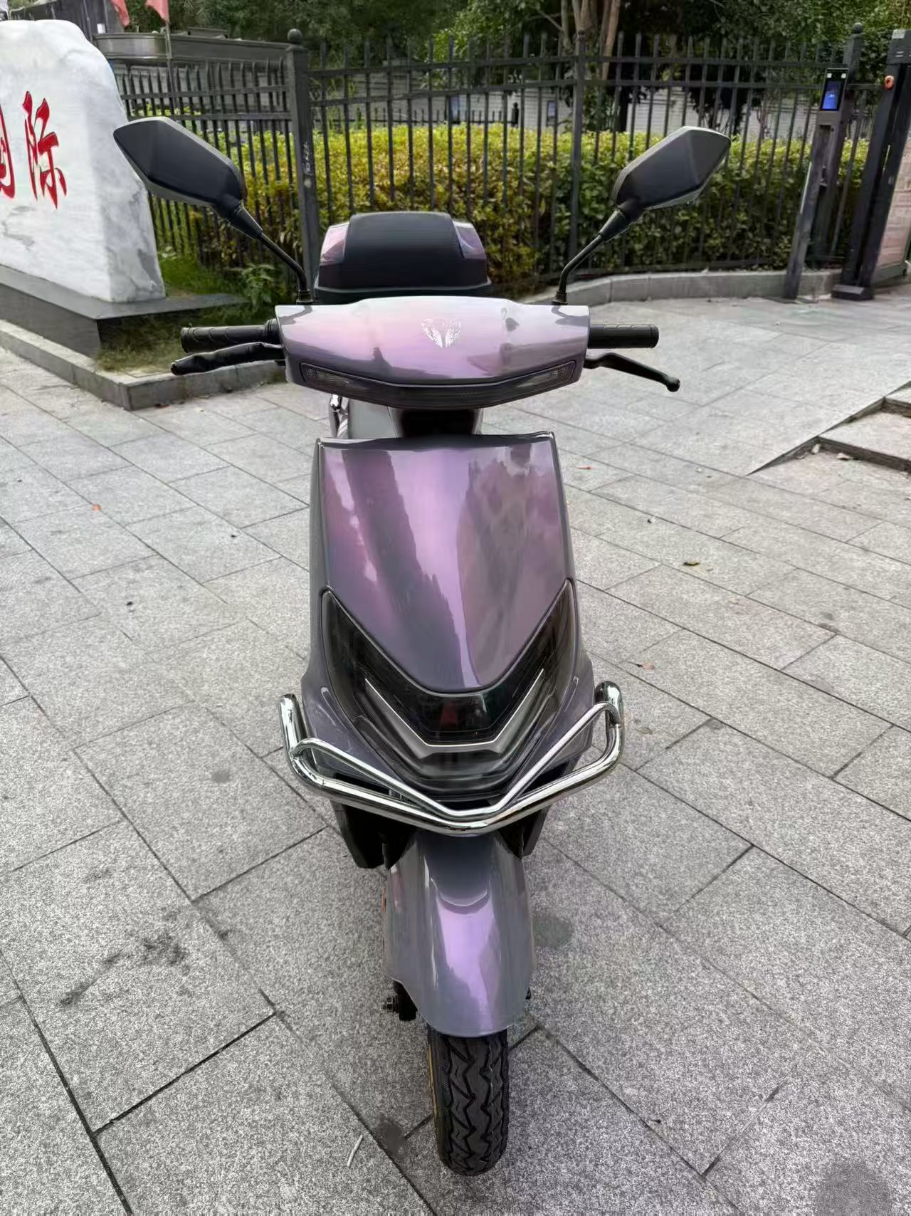 雅迪欧锐 72 伏电动车