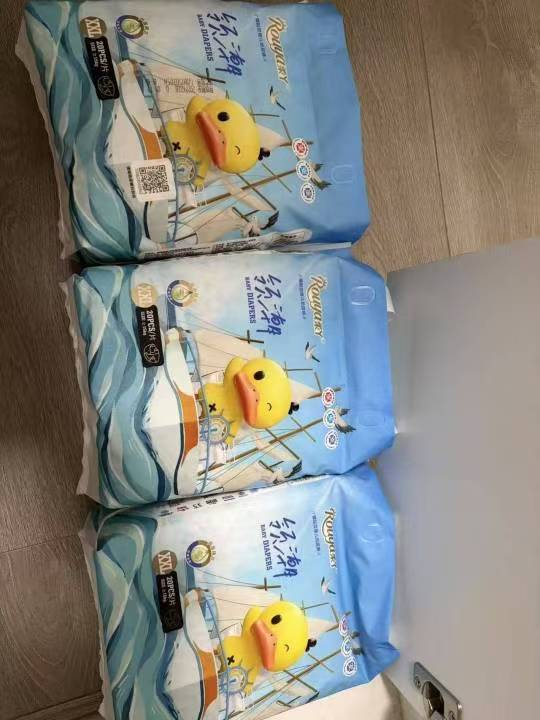 出售宝宝闲置物品女宝小皮鞋