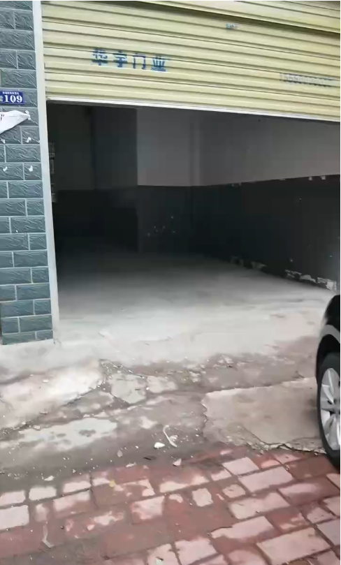 免中介费，体育馆，锦绣五溪附近双门面出租