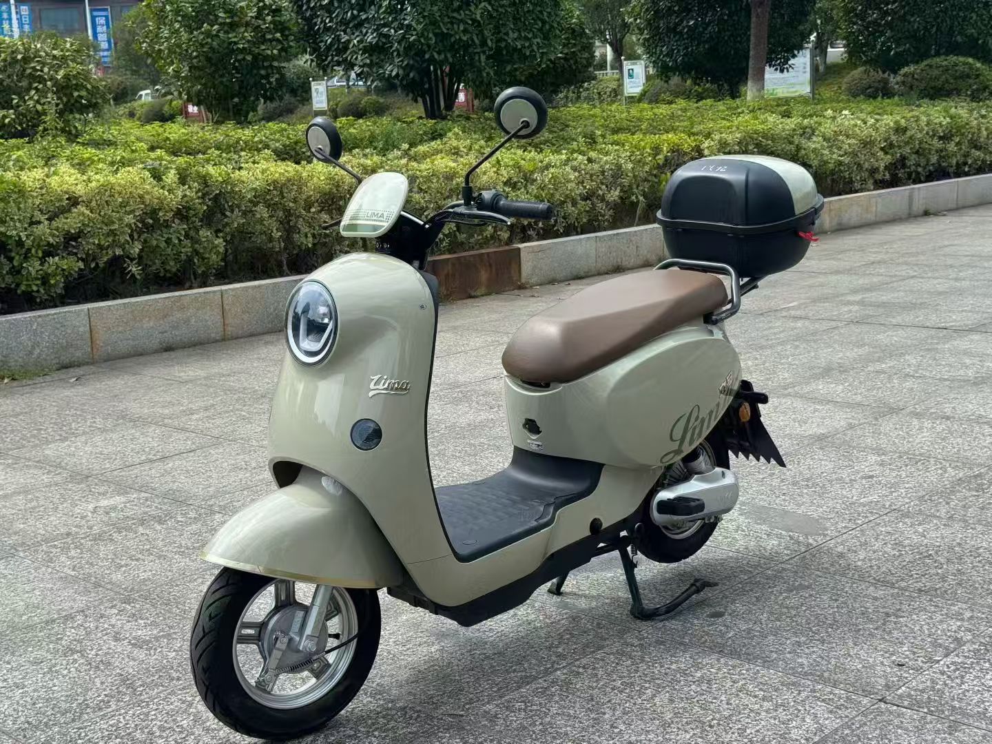 精品立马电动车