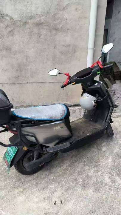 转让99新二手电动车