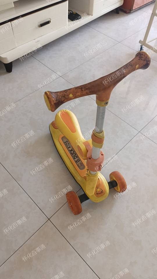 小黄鸭滑板车