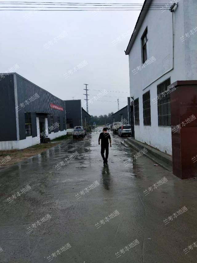 厂房招租道路宽阔，交通便利，场内消防水电设备配套齐全，可整租，可分组