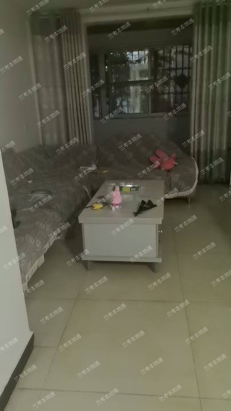 出租  三室两厅两卫一厨，家电齐全，领包入住