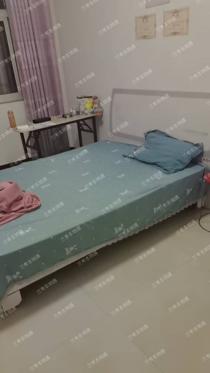 出租  三室两厅两卫一厨，家电齐全，领包入住