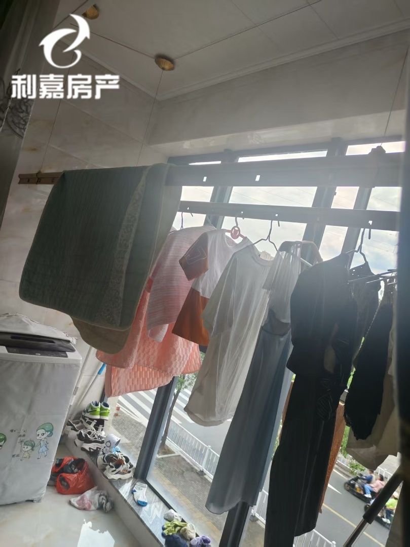 联信财富广场单身公寓出售