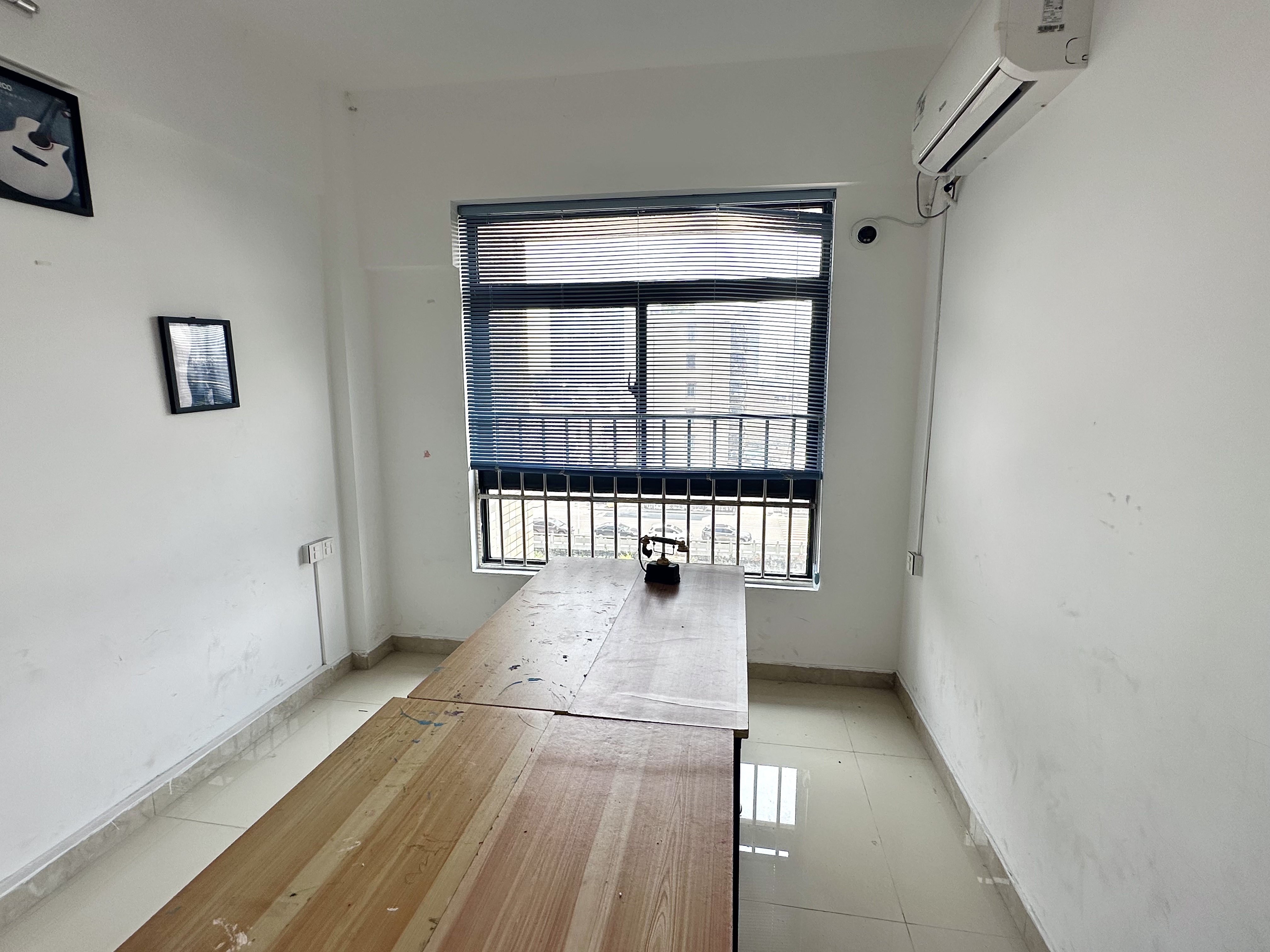 新港家园商住公寓｜180㎡三层空间，自住办公商业多用途优选