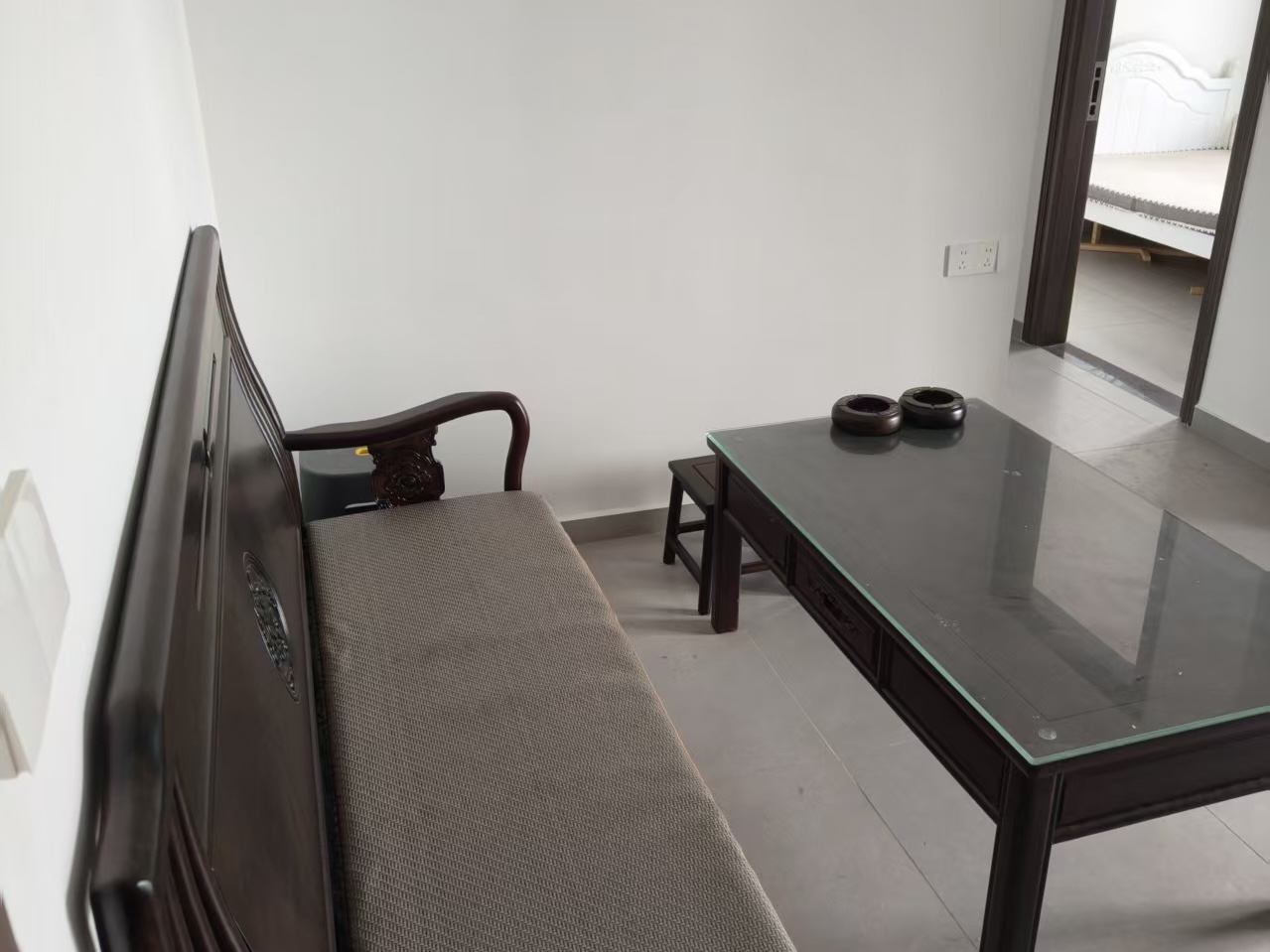 【出租】逸景华府中高层套房 家电齐全户型好 拎包入住没烦恼