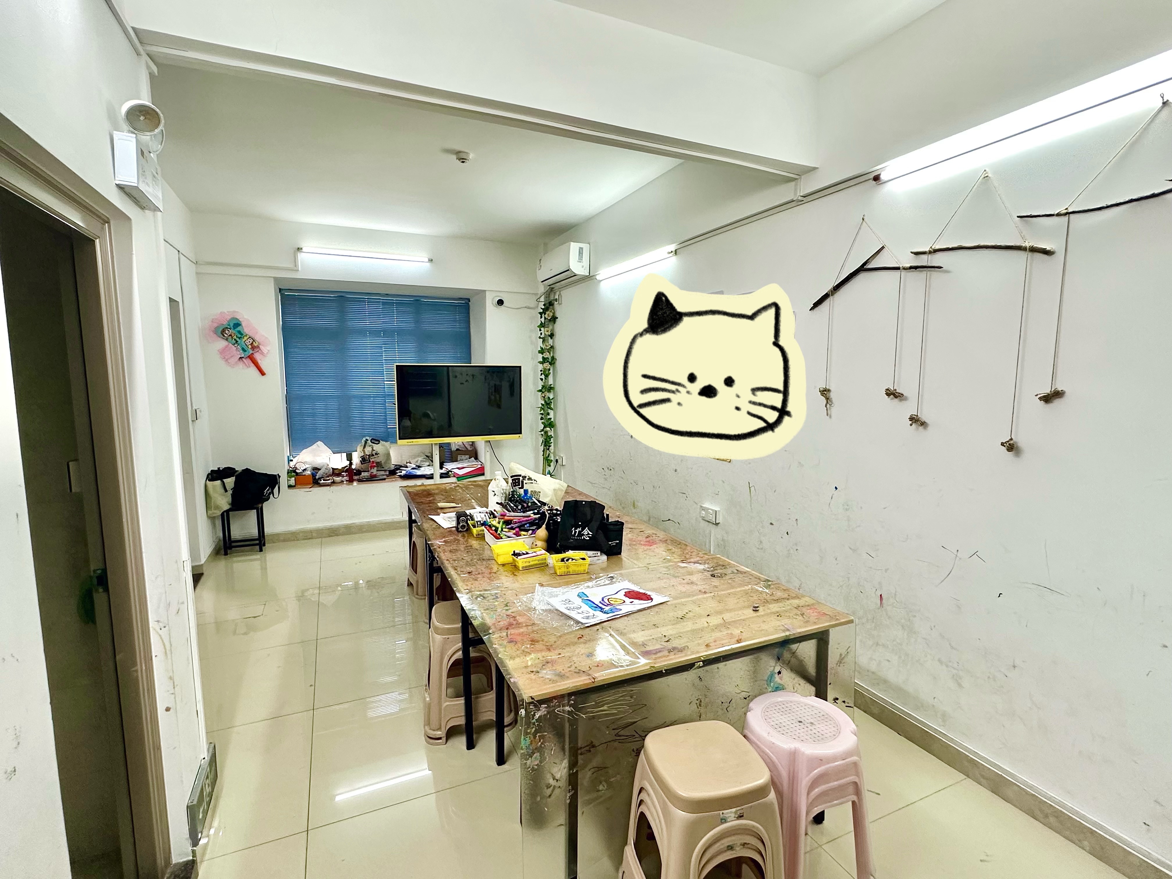新港家园商住公寓｜180㎡三层空间，自住办公商业多用途优选