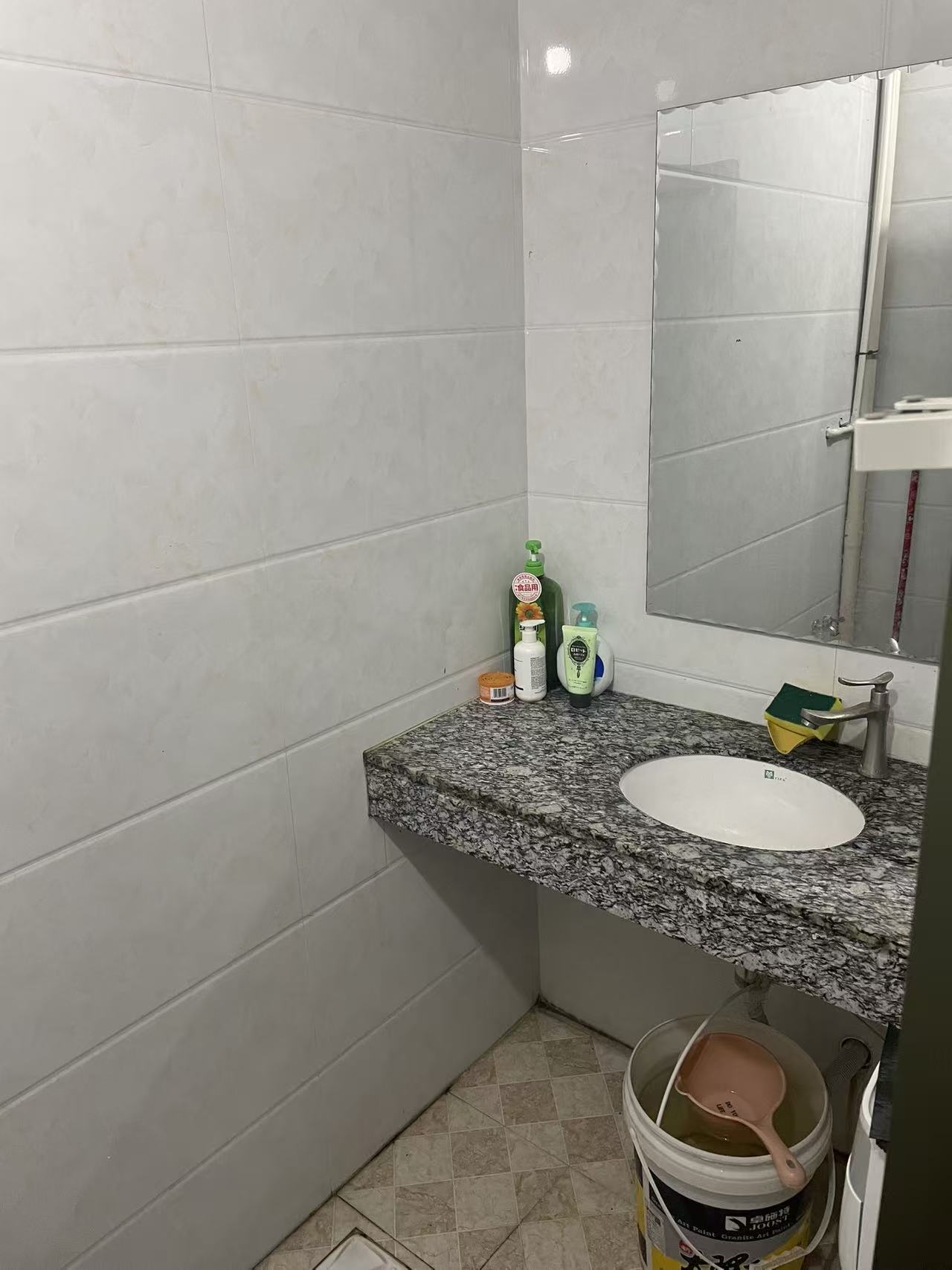 【出租】寨上临街双层135m²旺铺 地段醒目硬装齐全 多业态可适配