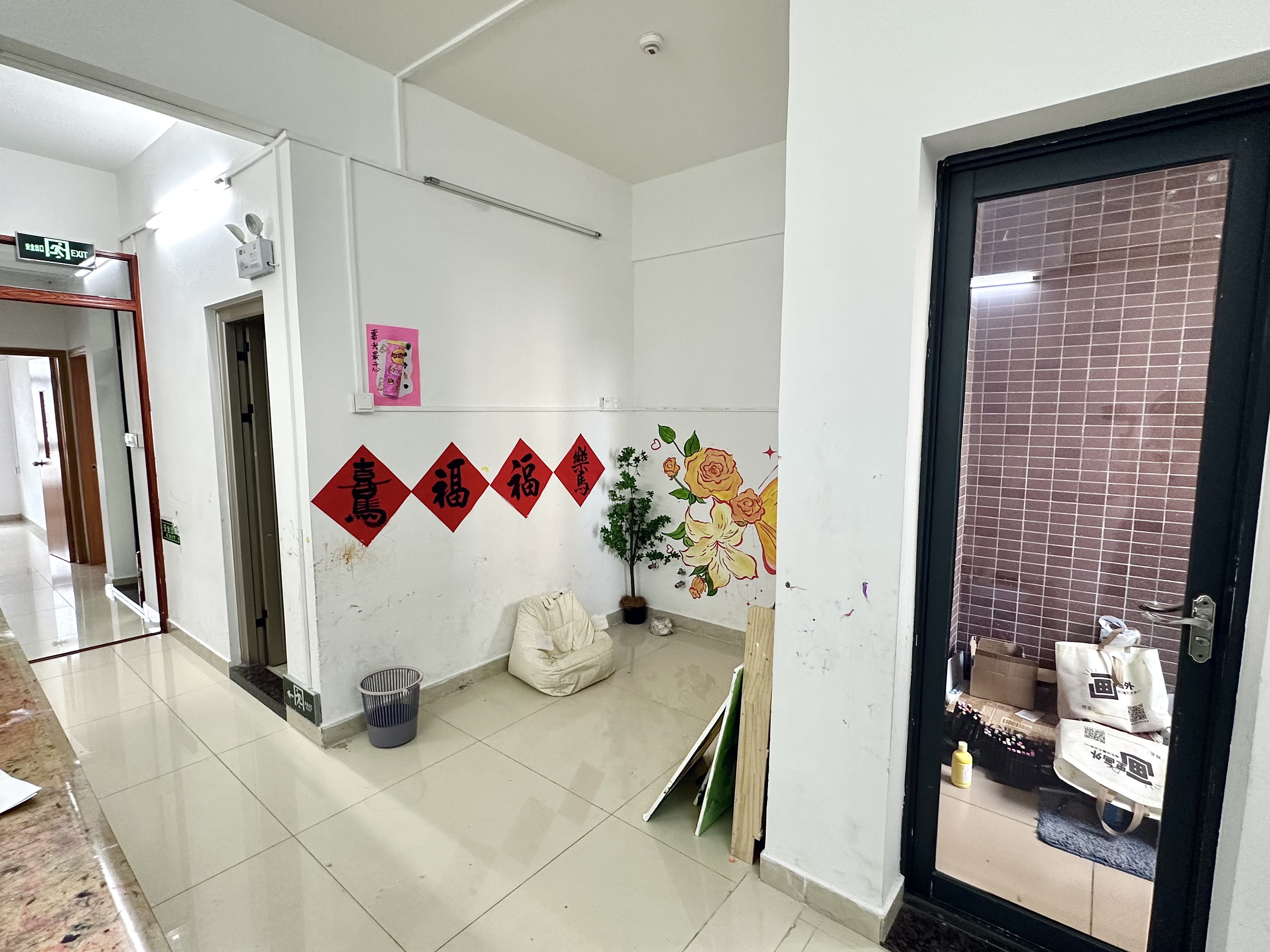 新港家园商住公寓｜180㎡三层空间，自住办公商业多用途优选