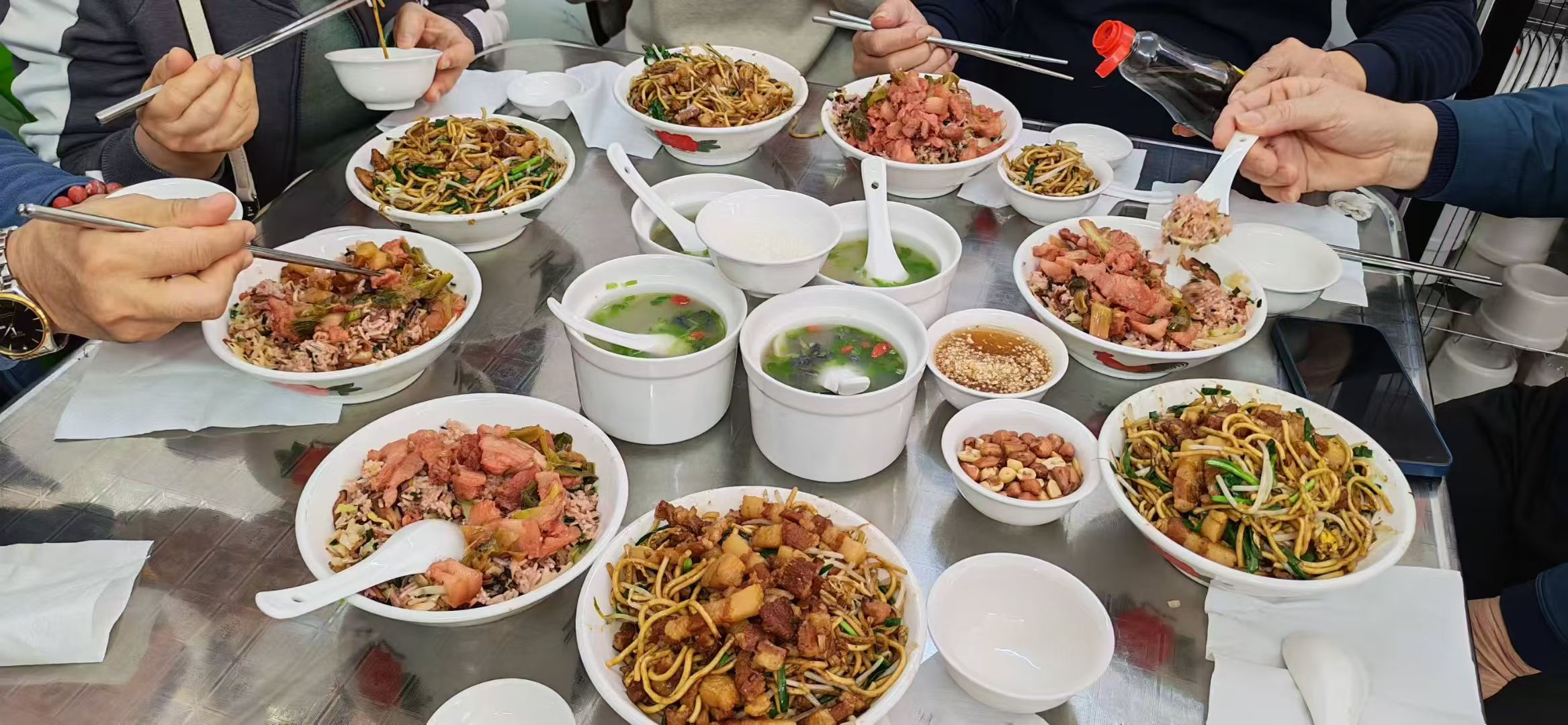 黄冈红光老牌小店 炒面香饭加炖汤 简单饶平老味道
