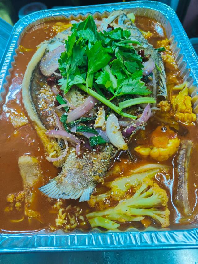阿辉酸菜鱼 干锅烤鱼毛血旺 聚餐硬菜安排上