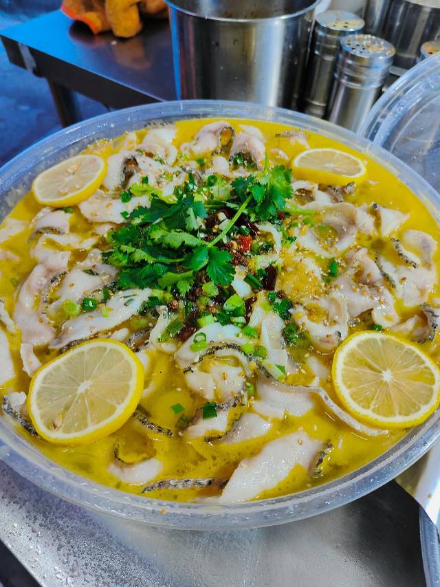 阿辉酸菜鱼 干锅烤鱼毛血旺 聚餐硬菜安排上