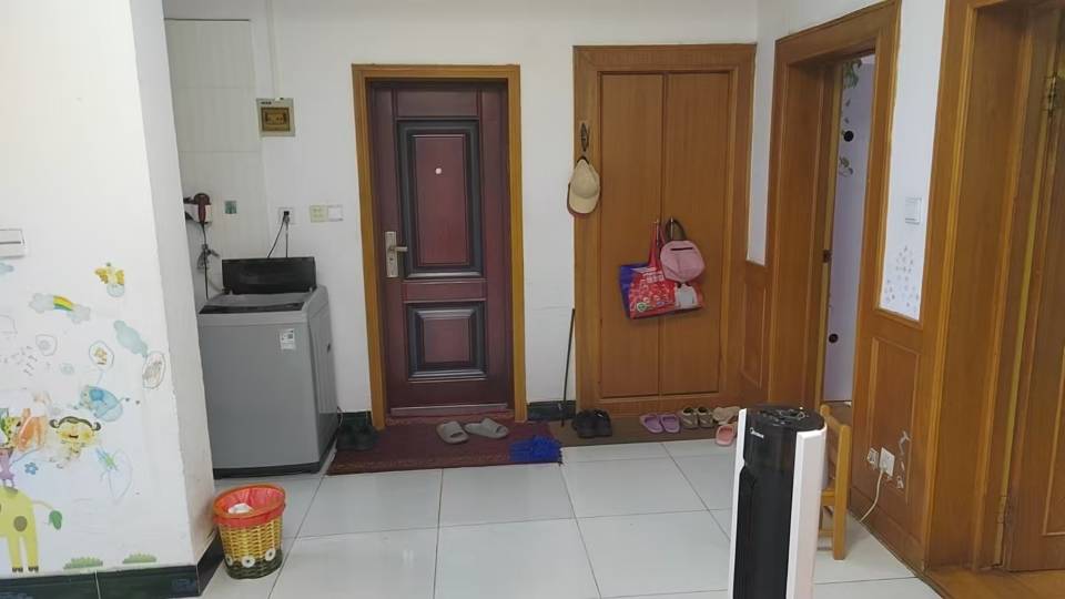 出售龙潭南庄三楼