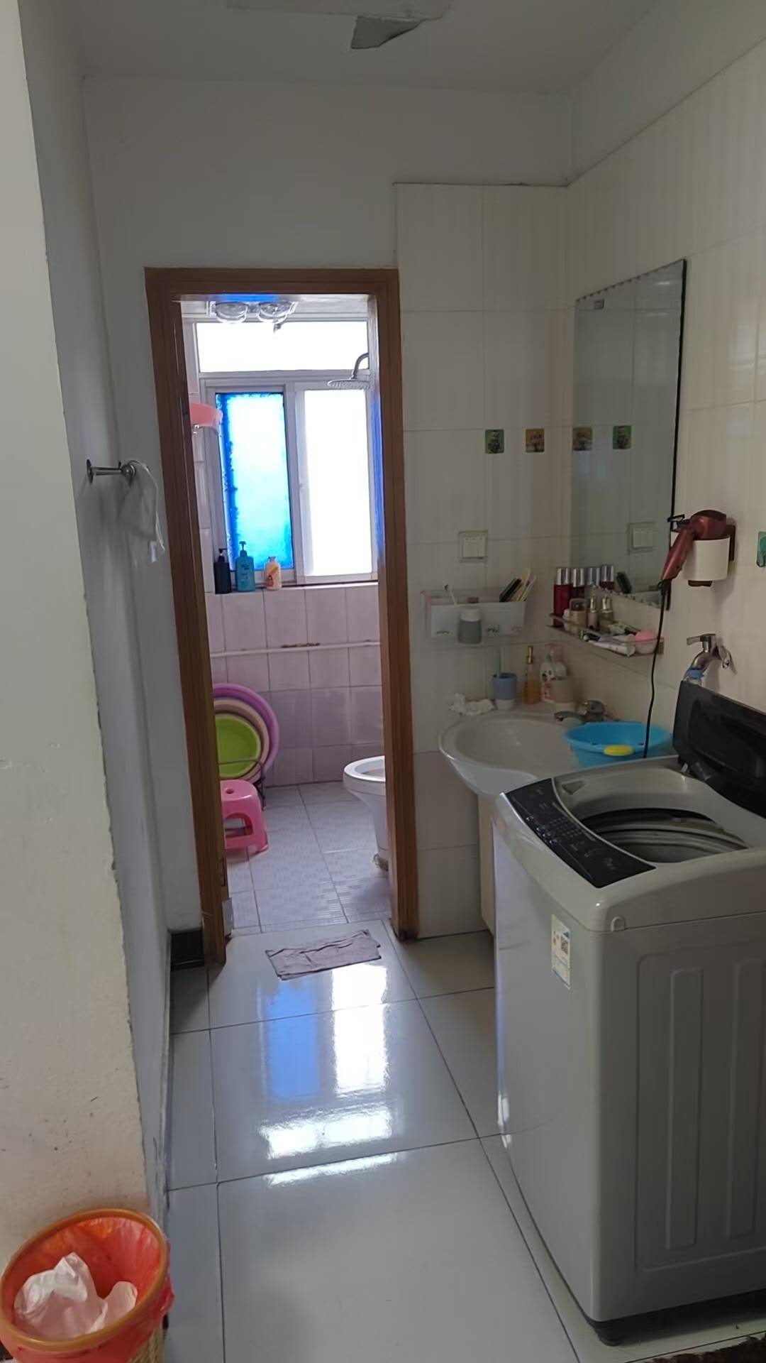 龙潭南庄步梯纯3楼