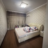 新车站附近房屋出售，拎包入住，150平超...