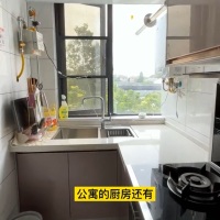 一中复式楼，两室一厅一卫一厨，精装修、家...