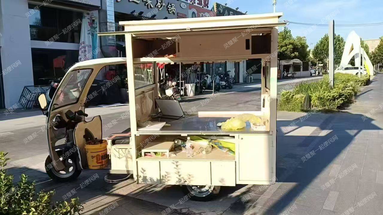 出售：低价出售三轮车，八成新，面皮三轮车