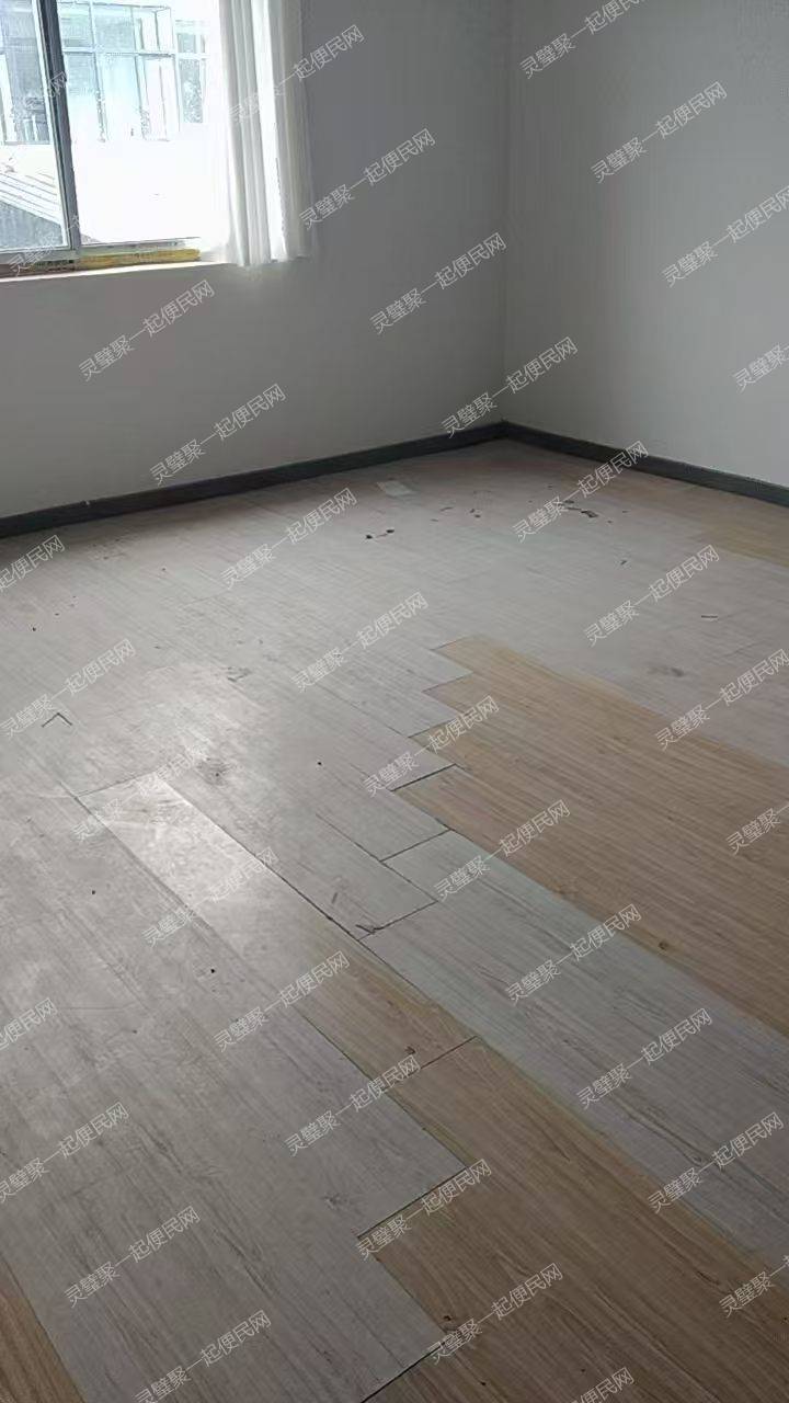 网红桥南300米，有房出租，适合一家住，或带小孩上学
