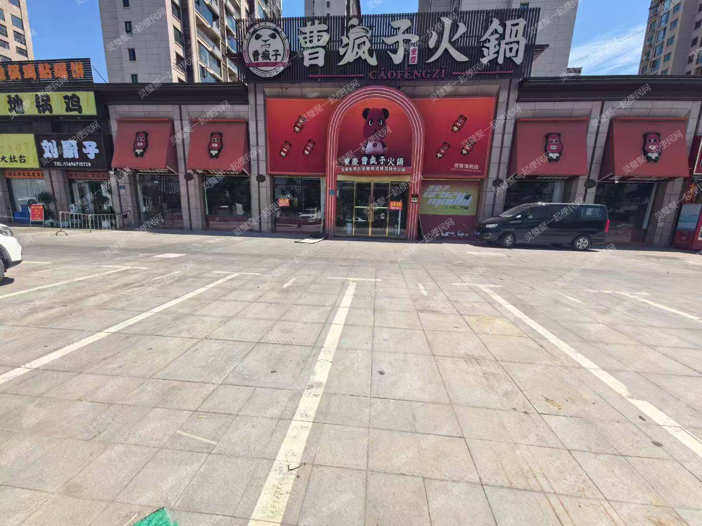 迪购物街南,金源里小区右手边七间门面房出租