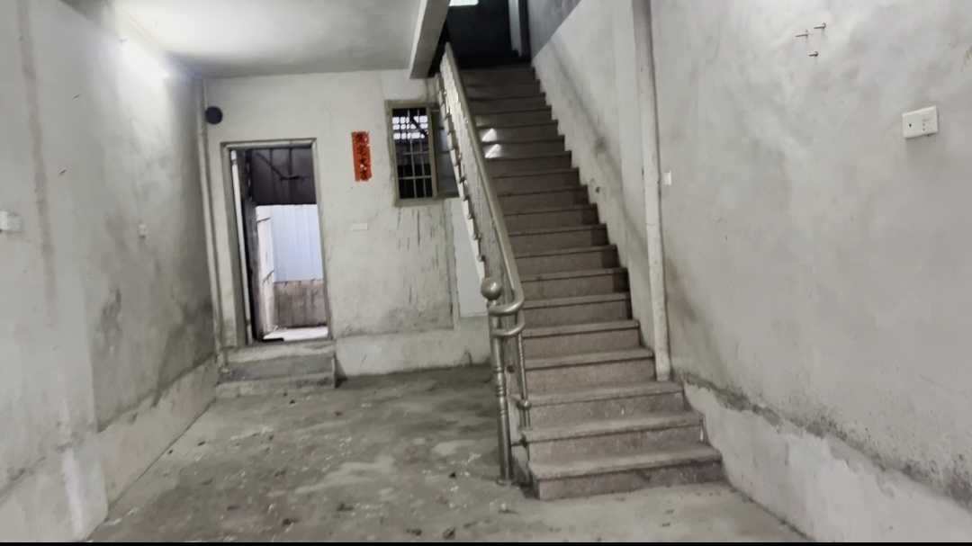 磐东320平商业楼层出租