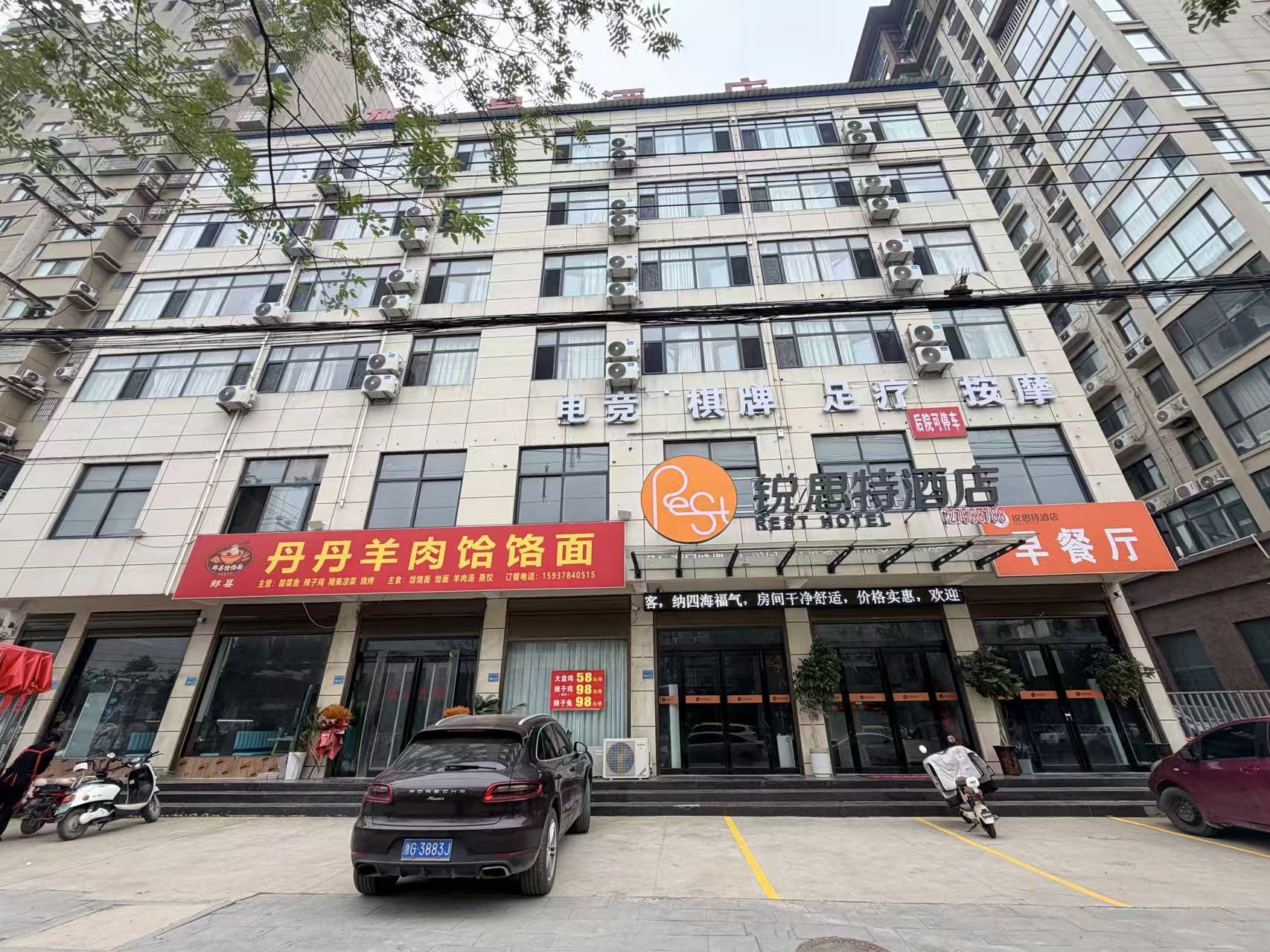【房屋出租】二楼600平方，对外出租，位置优越，交通便利，客流可观，欢迎实地看房