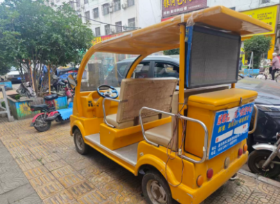 低价出手四轮宣传车