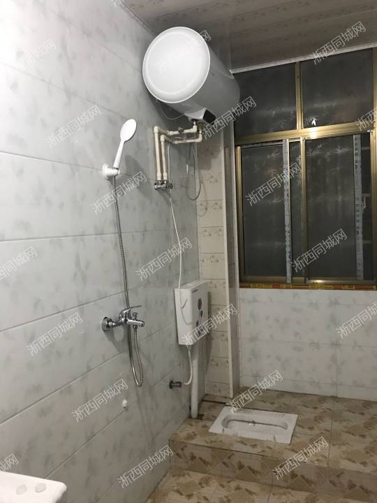 钟观社区（县医院附近）精品3室2厅出租 （已装修）