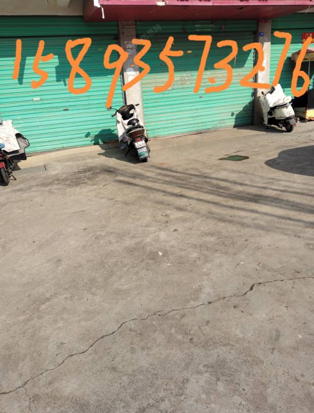 出租：南阳农业职业学院对面路红旗路向西50米，三间门面空房出租，交通便利