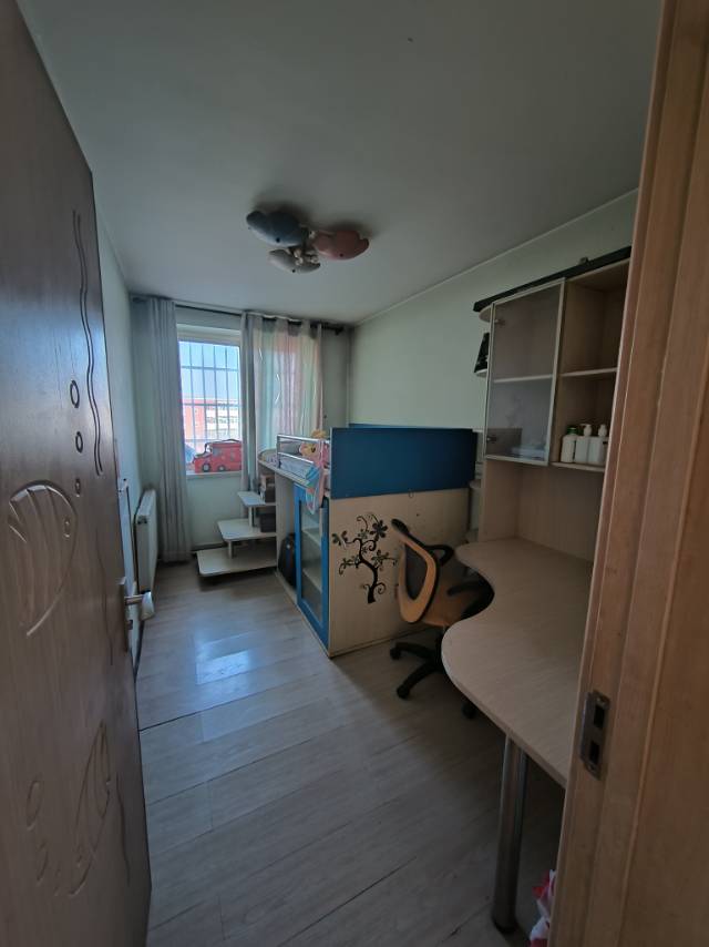 7小区房屋出售