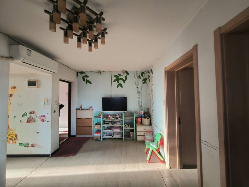 7小区房屋出售