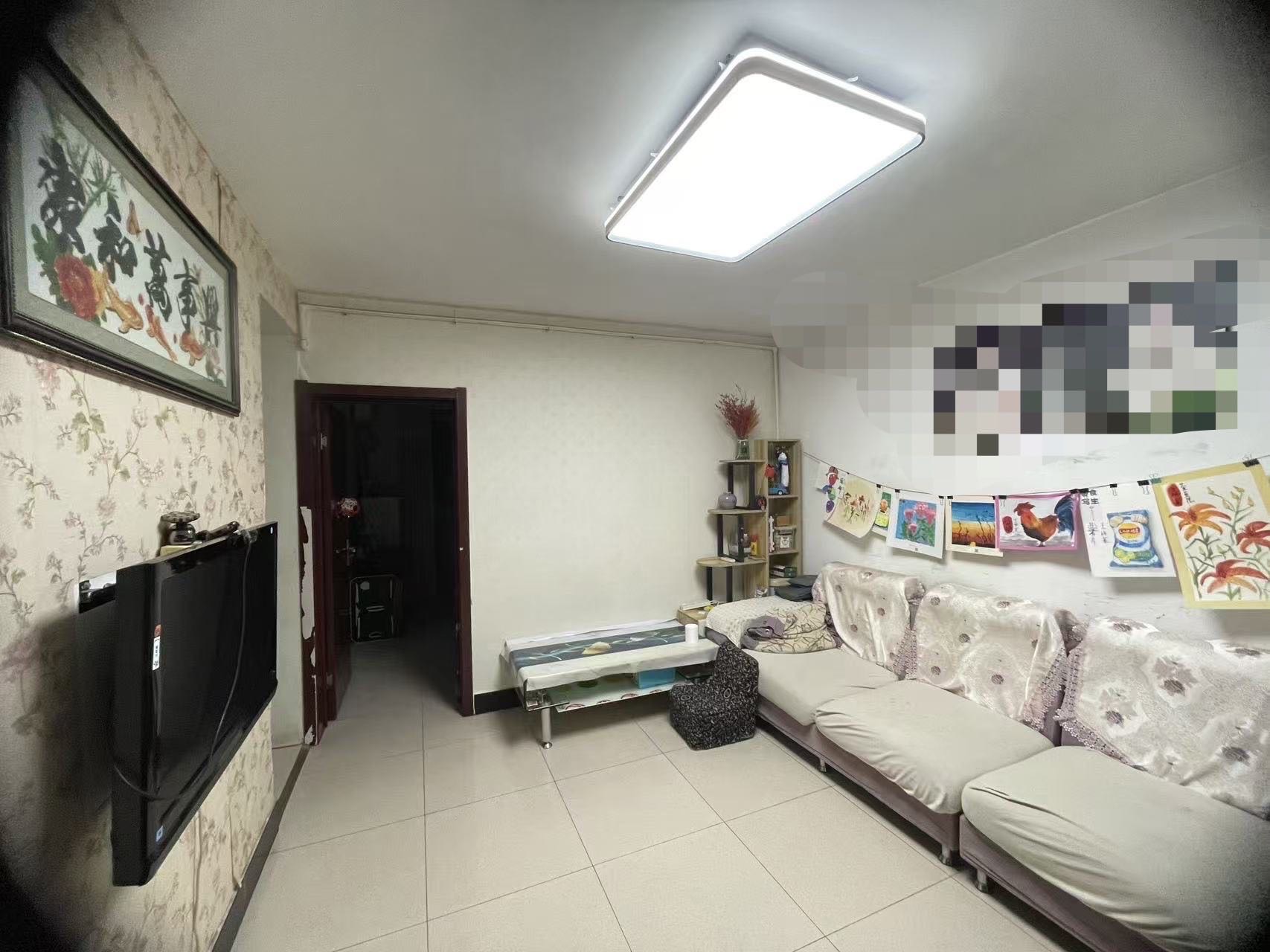 12小区房屋出租，首次出租，家电齐全，拎包入住