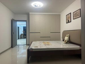 16095天泉小区2楼116平精装未住送品牌家具57.8万