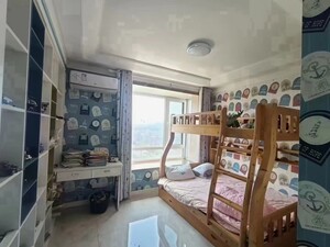 出售紫东佳苑顶复式送阳台6室4厅4卫220㎡ 售价105万