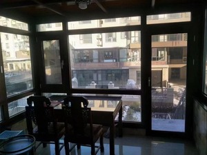 15237 御景华城 2楼100平精装 带家具家电带花园 145万
