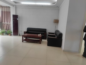 A7109丽水苑3楼,家具家电齐全.3室2厅1卫108㎡ 租金1200元/月